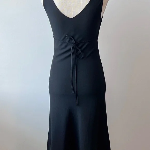 Black and off white party dress. - Picture 2 of 3